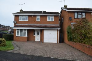 38 Launceston Drive, Nuneaton, CV11 6GN