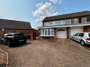 Ross Way, Nuneaton